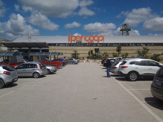 Centro Commerciale Mongolfiera